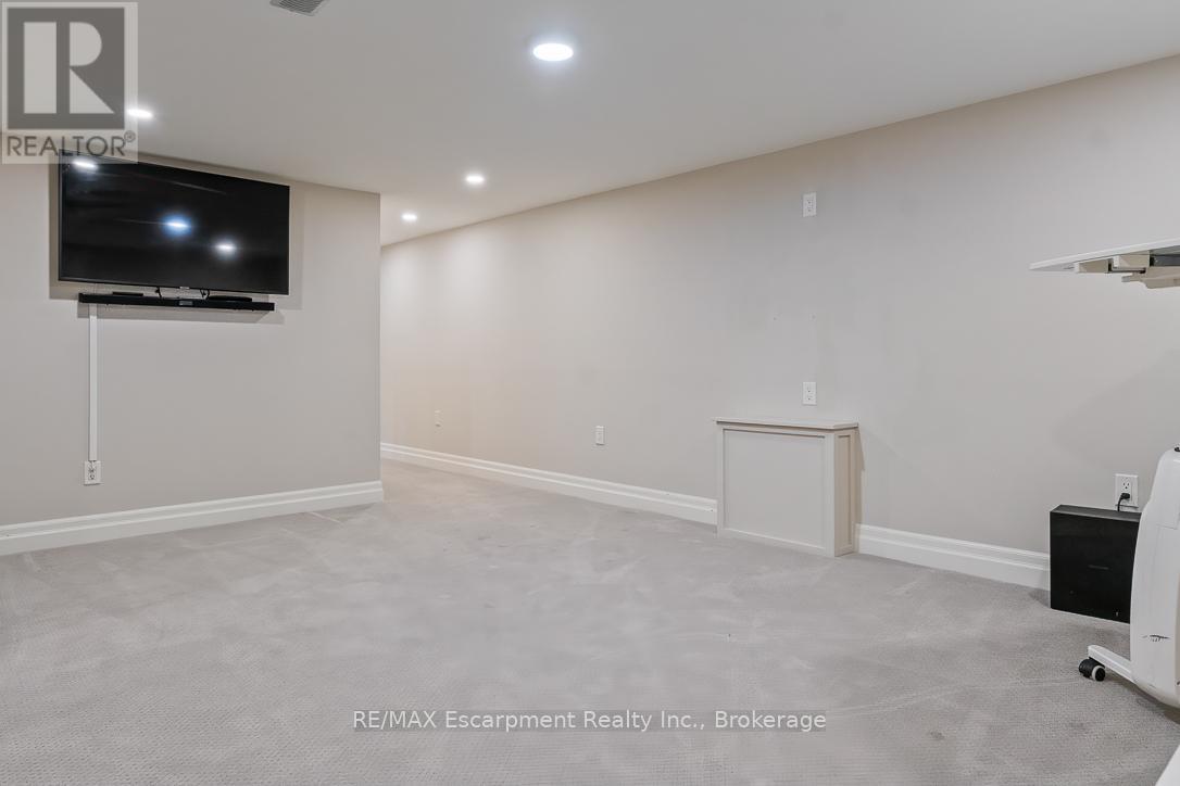 278 CAROLYN DRIVE - Image 34