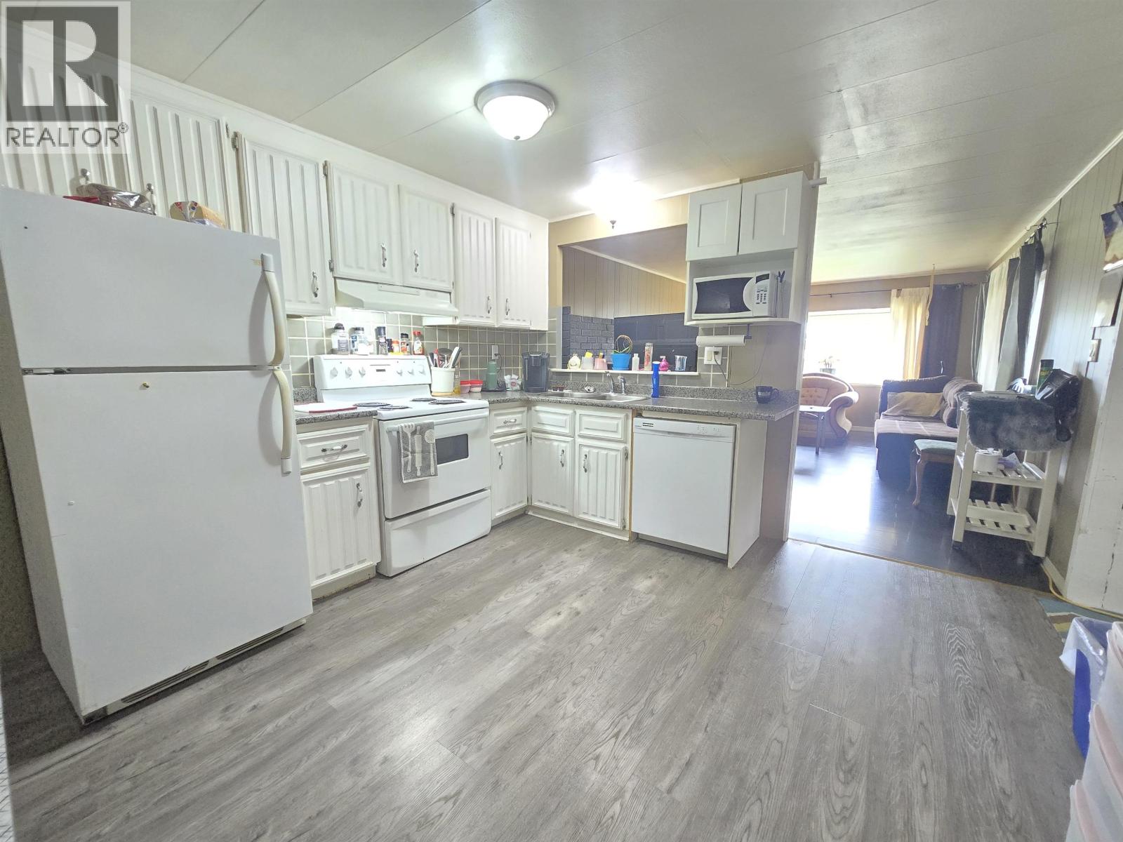 #14 950 ANDERSON DRIVE - 5
