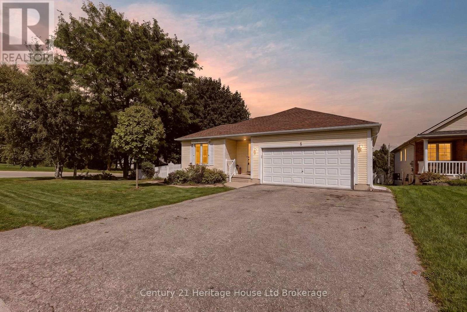 Property for sale at 6 CRUSOE PLACE