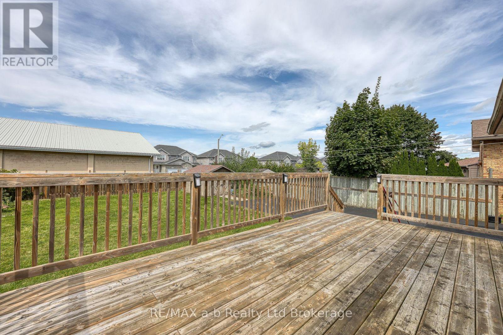 26 GLENN AVENUE - 14
