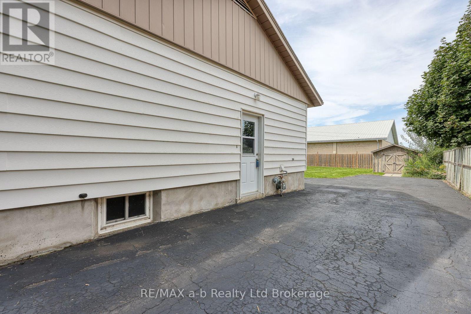 26 GLENN AVENUE - 15