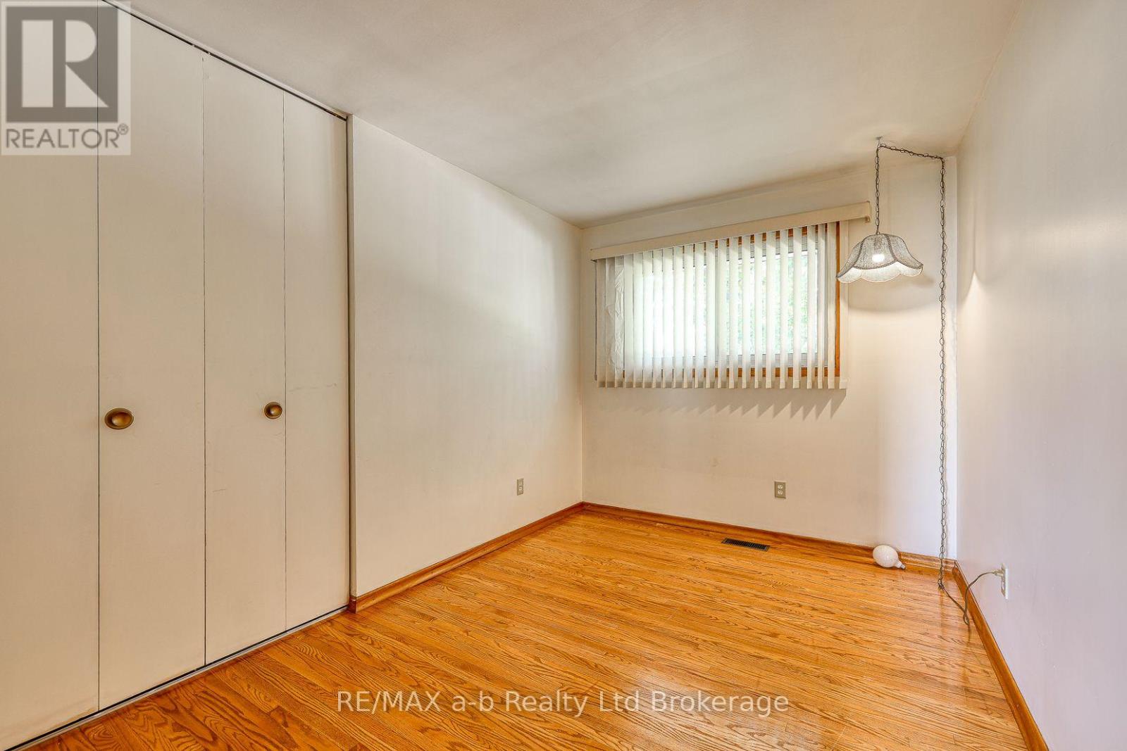 26 GLENN AVENUE - 29