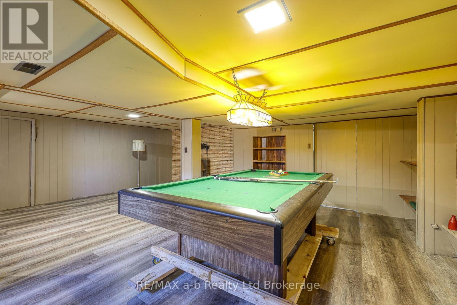 26 GLENN AVENUE - 32