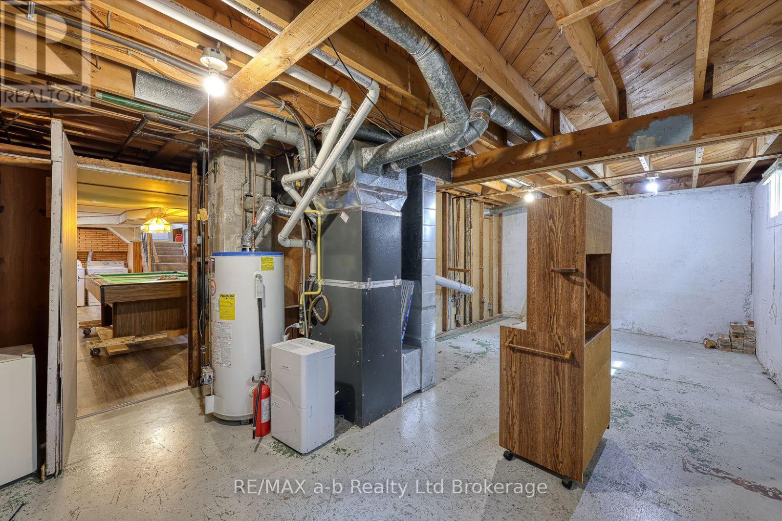 26 GLENN AVENUE - 37