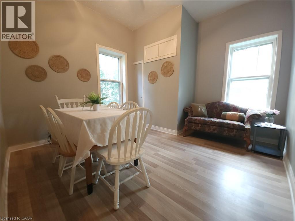 9 WOODLAND Avenue - Image 5