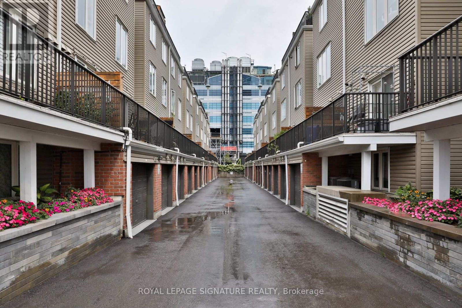 #635 92 STRACHAN AVENUE - Image 29