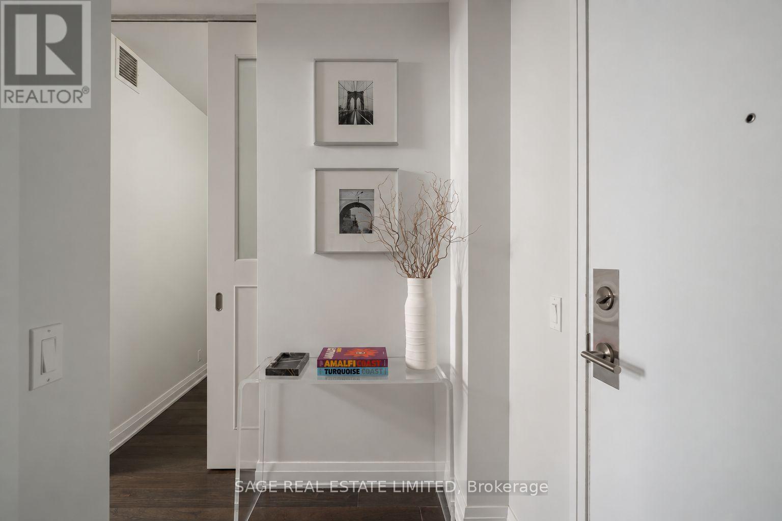 #1409 530 ST CLAIR AVENUE W - 18