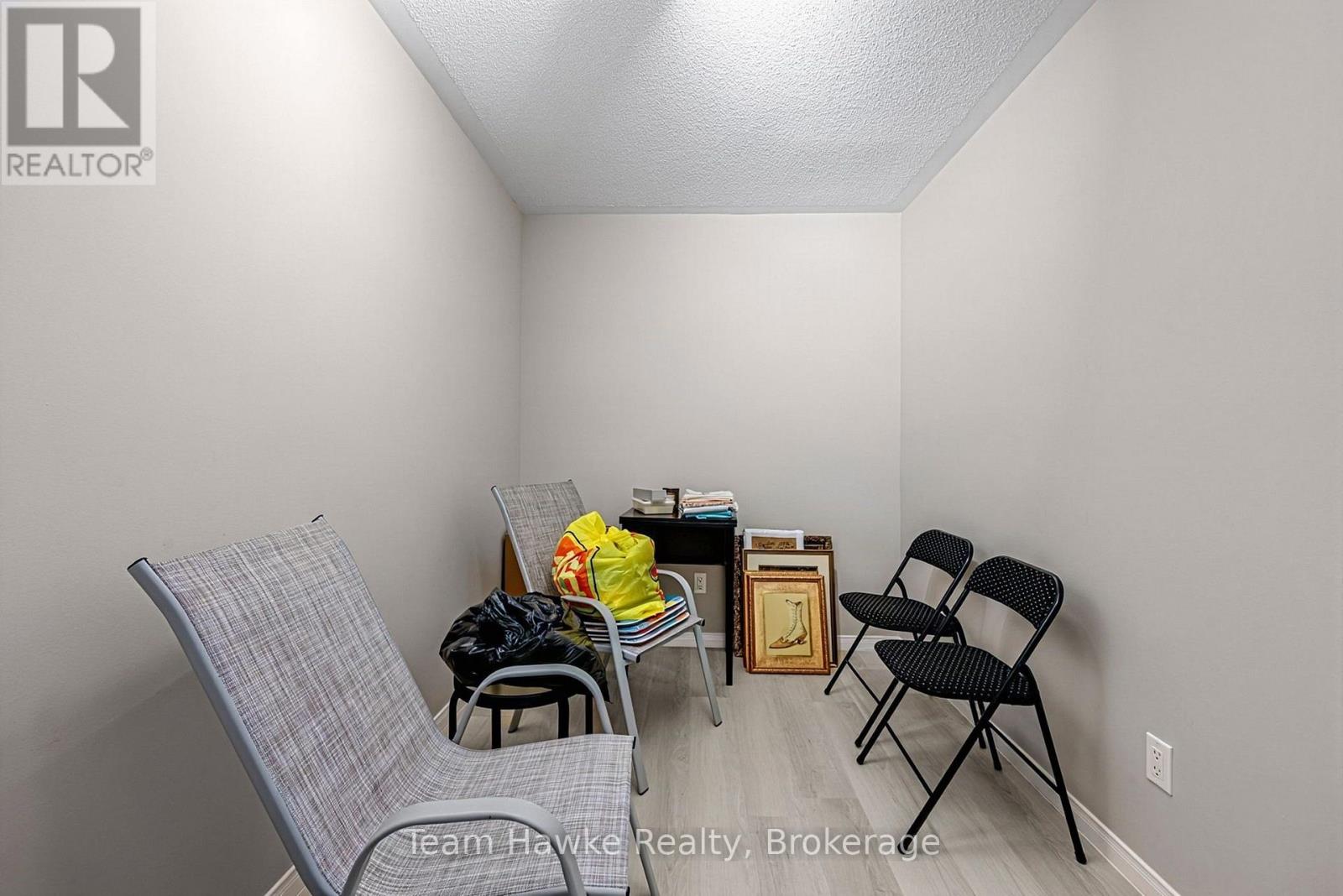 #306 4 BECK BOULEVARD - Image 14