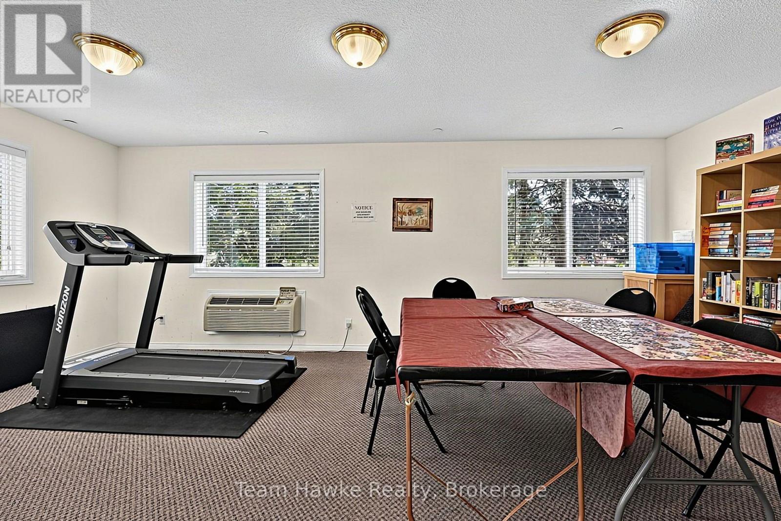 #306 4 BECK BOULEVARD - Image 36