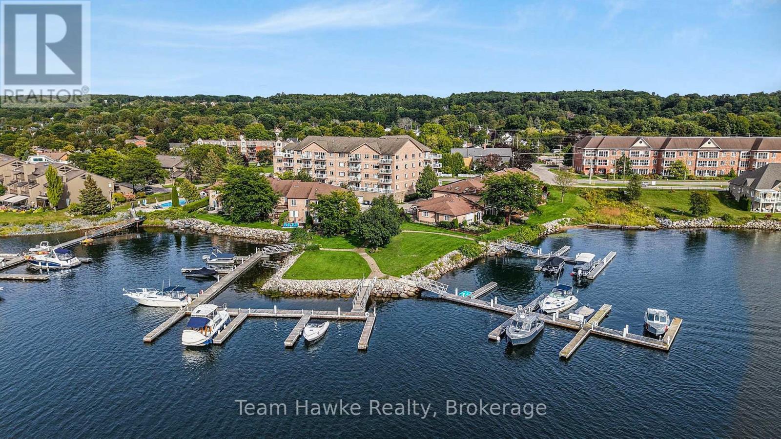 #306 4 BECK BOULEVARD - 43
