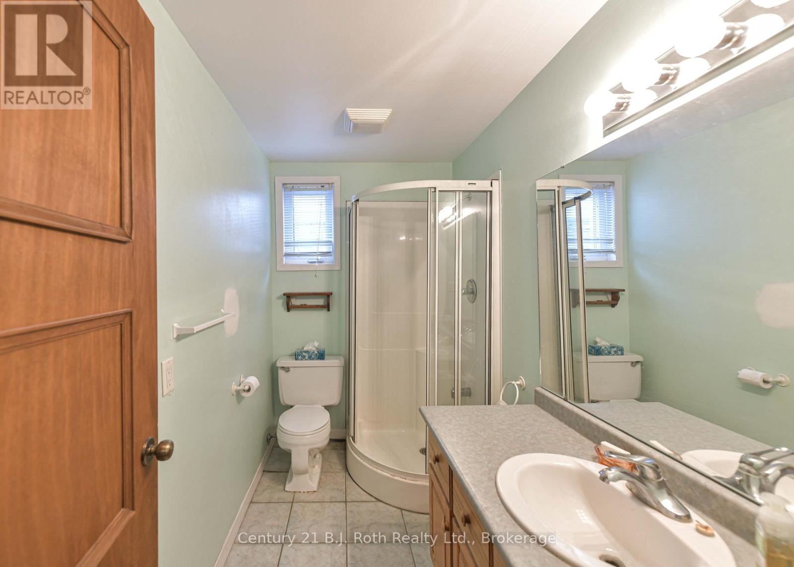337 COLBORNE STREET W - 25