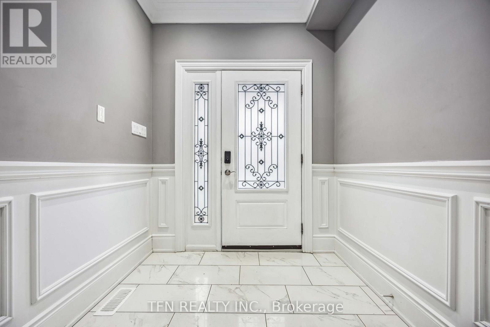 282B AYLESWORTH AVENUE - 2