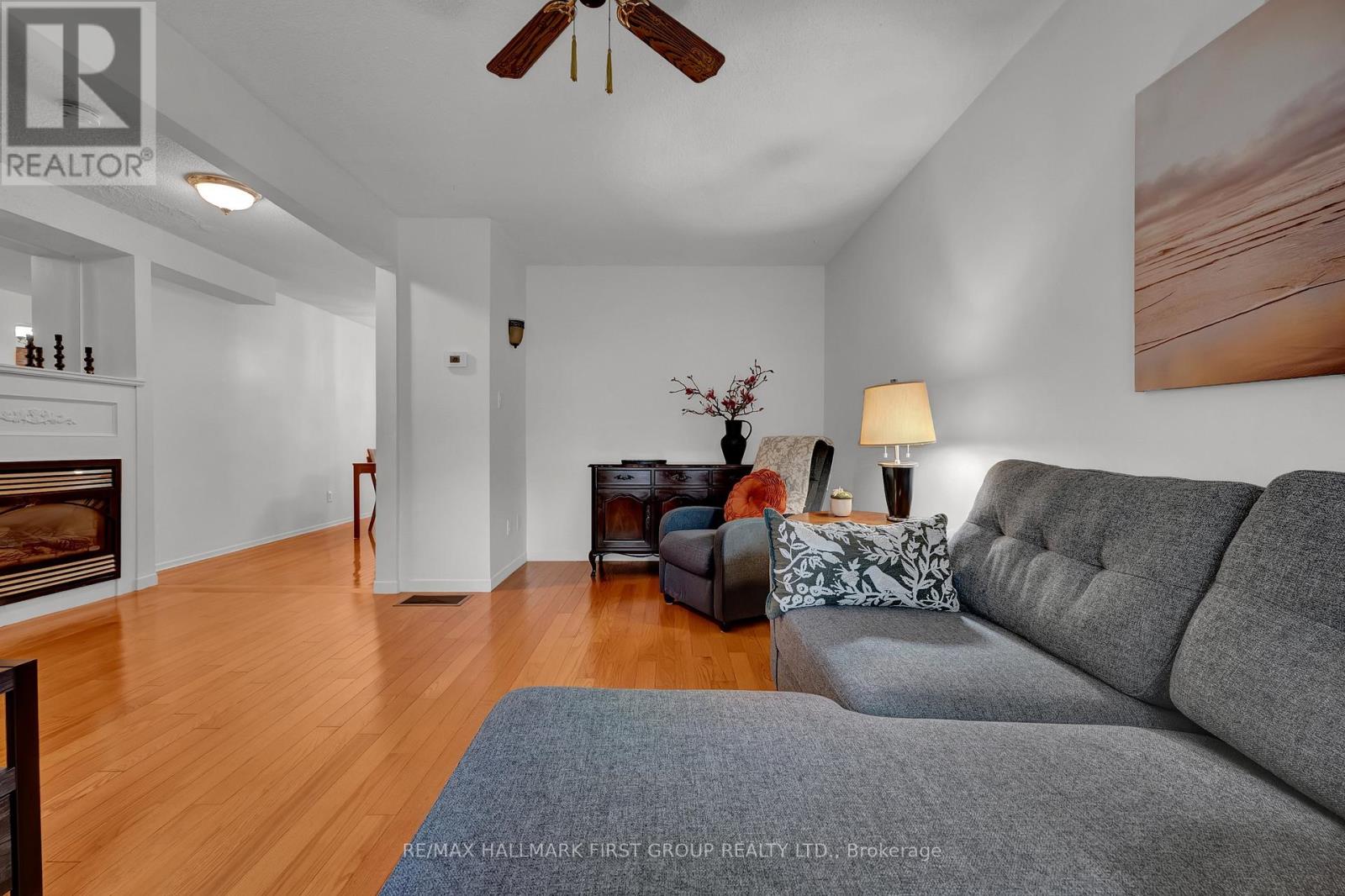 963 RENFREW COURT - 12