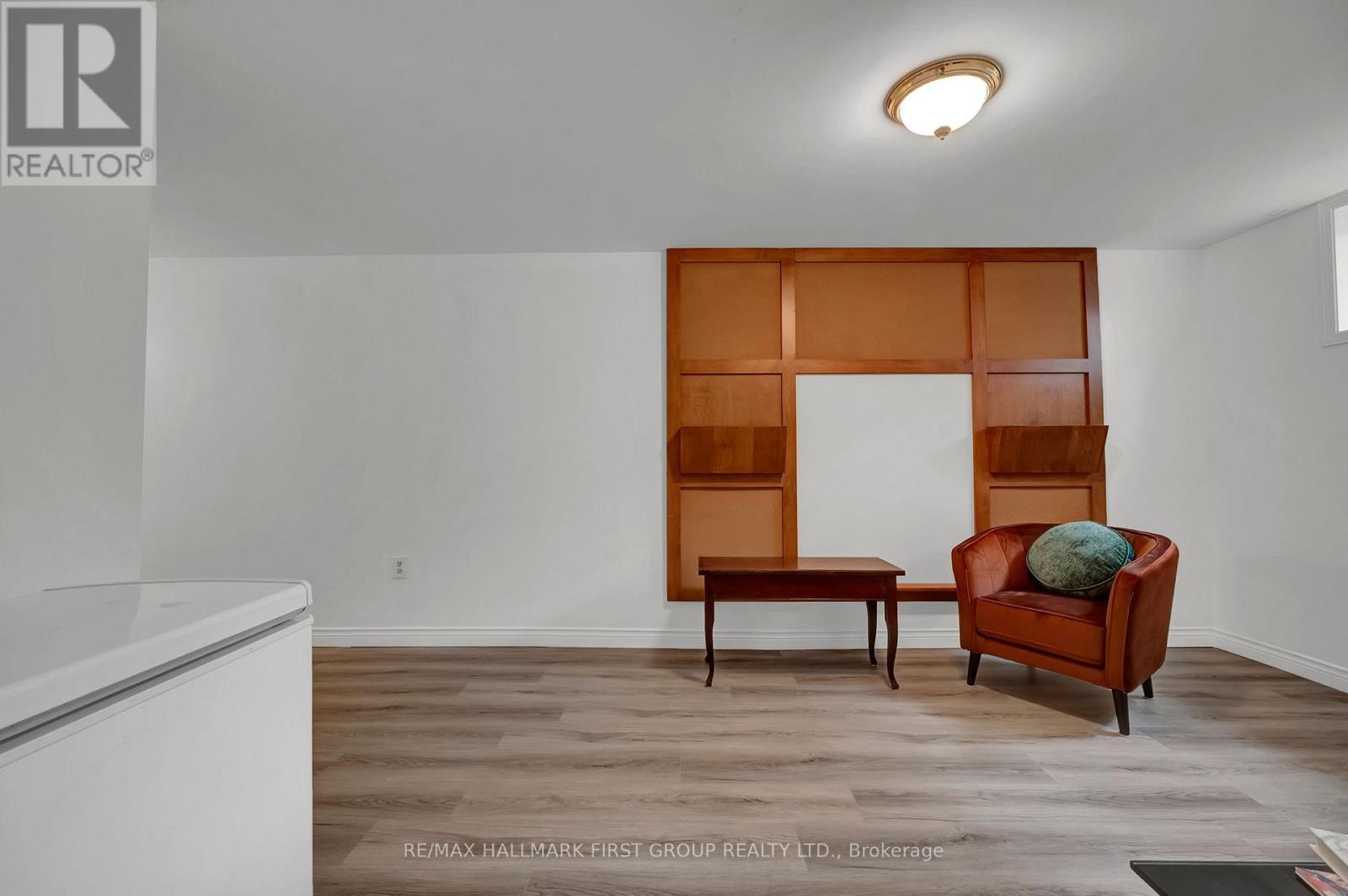 963 RENFREW COURT - Image 16