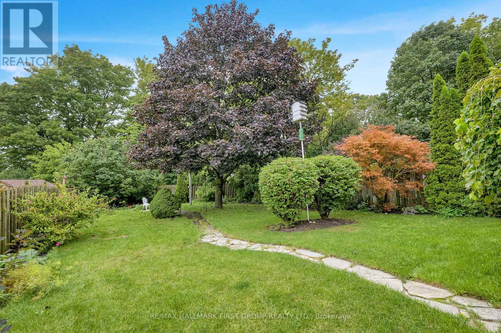 963 RENFREW COURT - 20