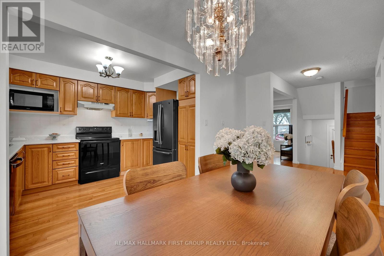 963 RENFREW COURT - 4