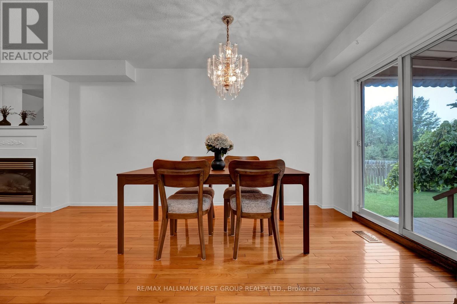 963 RENFREW COURT - 5