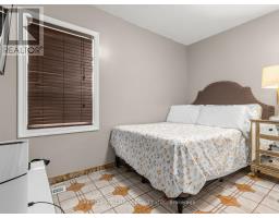 Laundry room - 297 Strathmore Boulevard, Toronto, ON M4J1P9 Photo 11