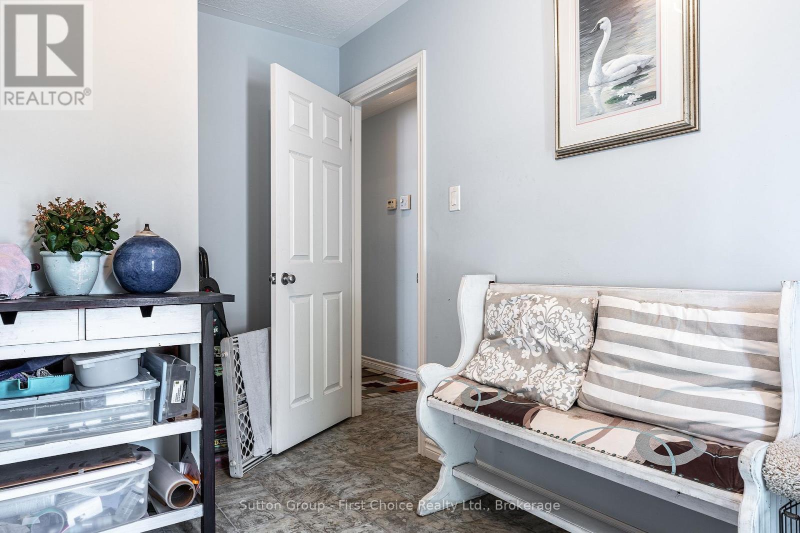 25 TRINITY STREET - Image 25