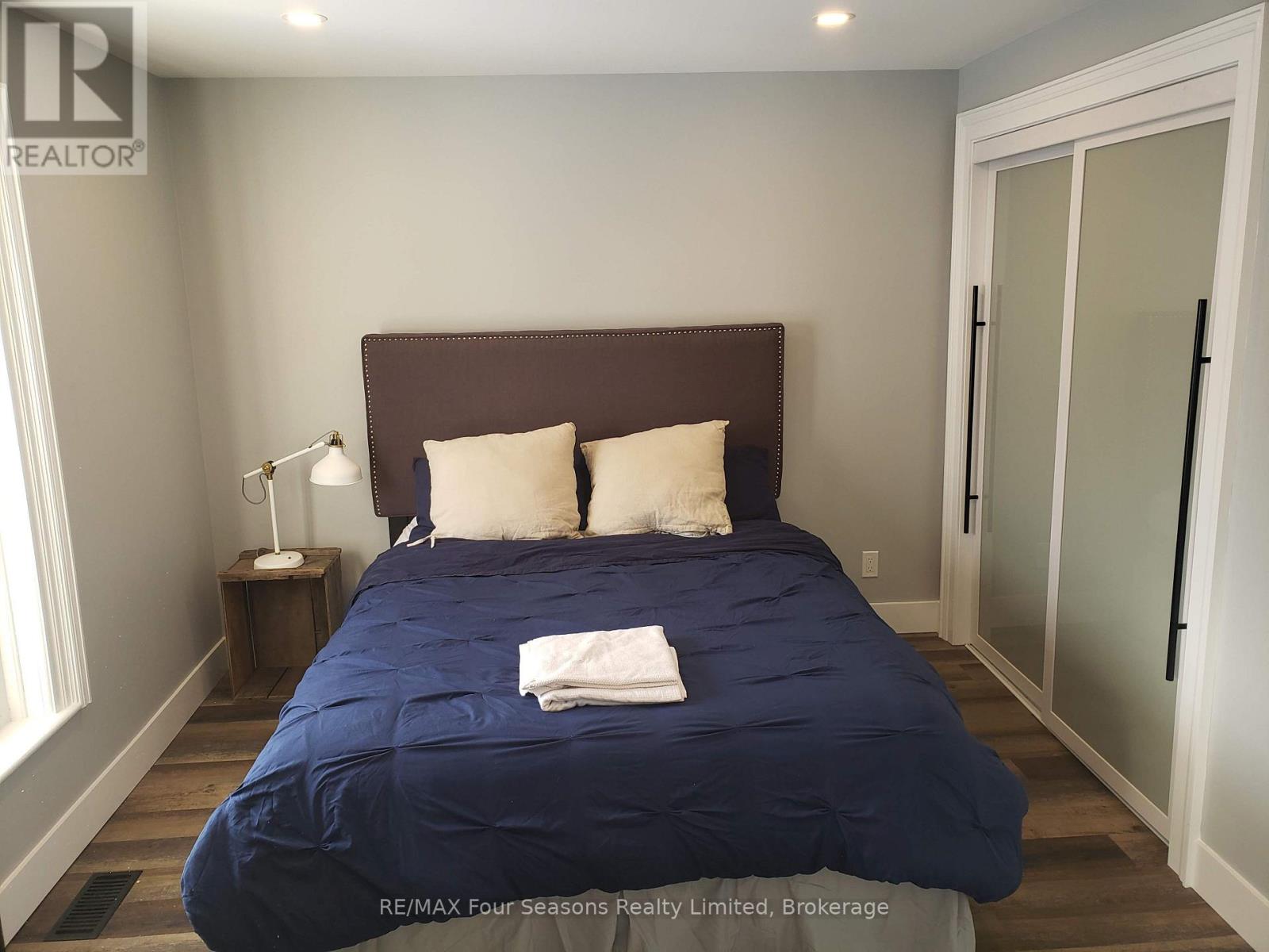 128 DENMARK STREET, Meaford — photo 8