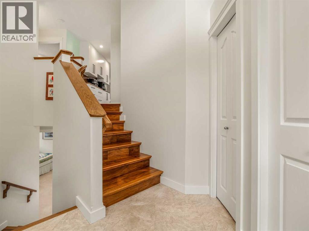 1012 25 Avenue - 3