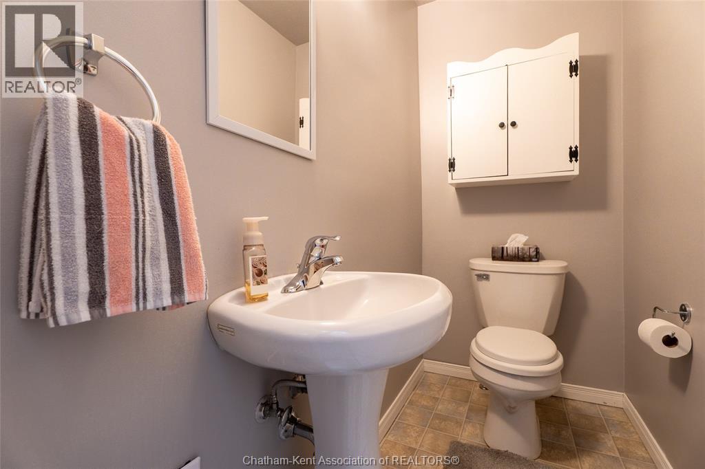 681 CENTENNIAL STREET - Image 22
