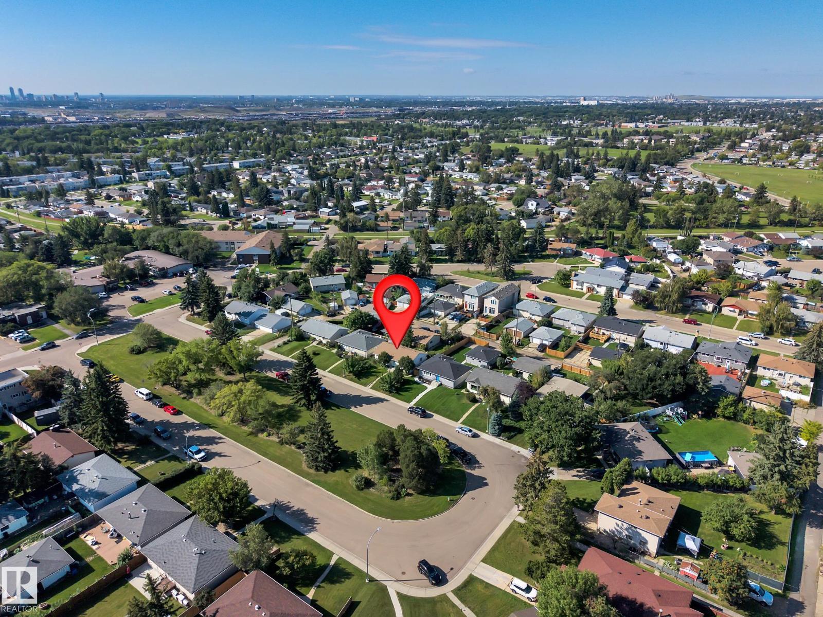 13416 102 ST NW - 56