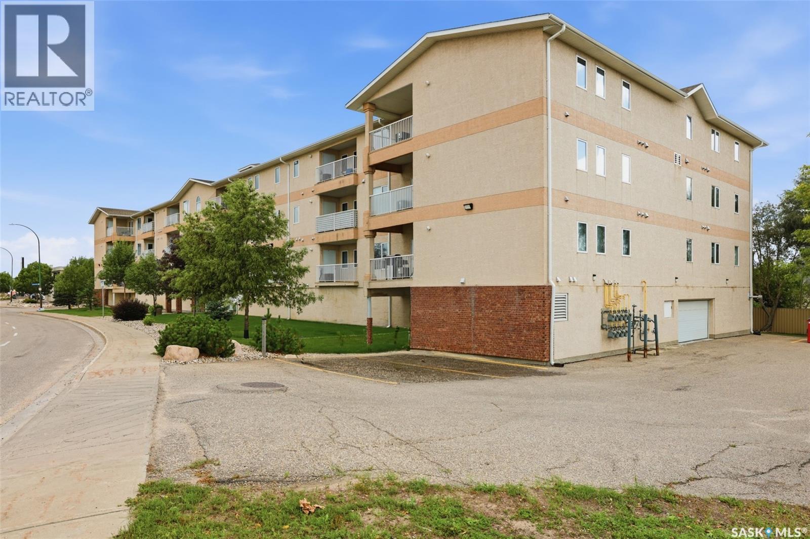 301 3335 Quance STREET E, Regina — photo 3