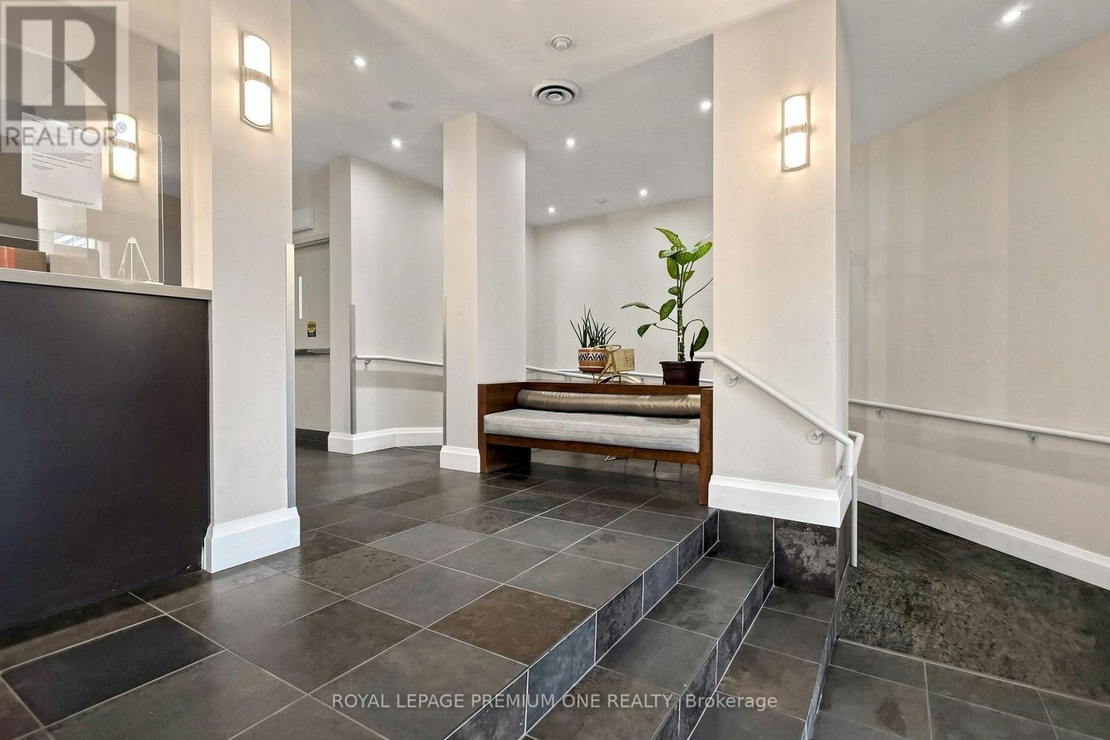 808 - 2088 LAWRENCE AVENUE W, Toronto (Weston) — photo 5
