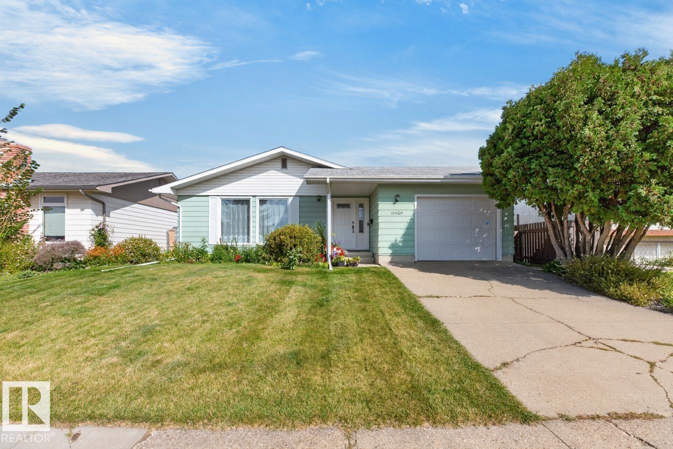 11464 152A AV NW - 1