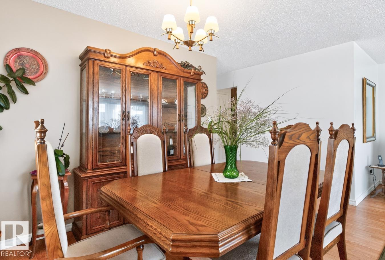 11464 152A AV NW - 14