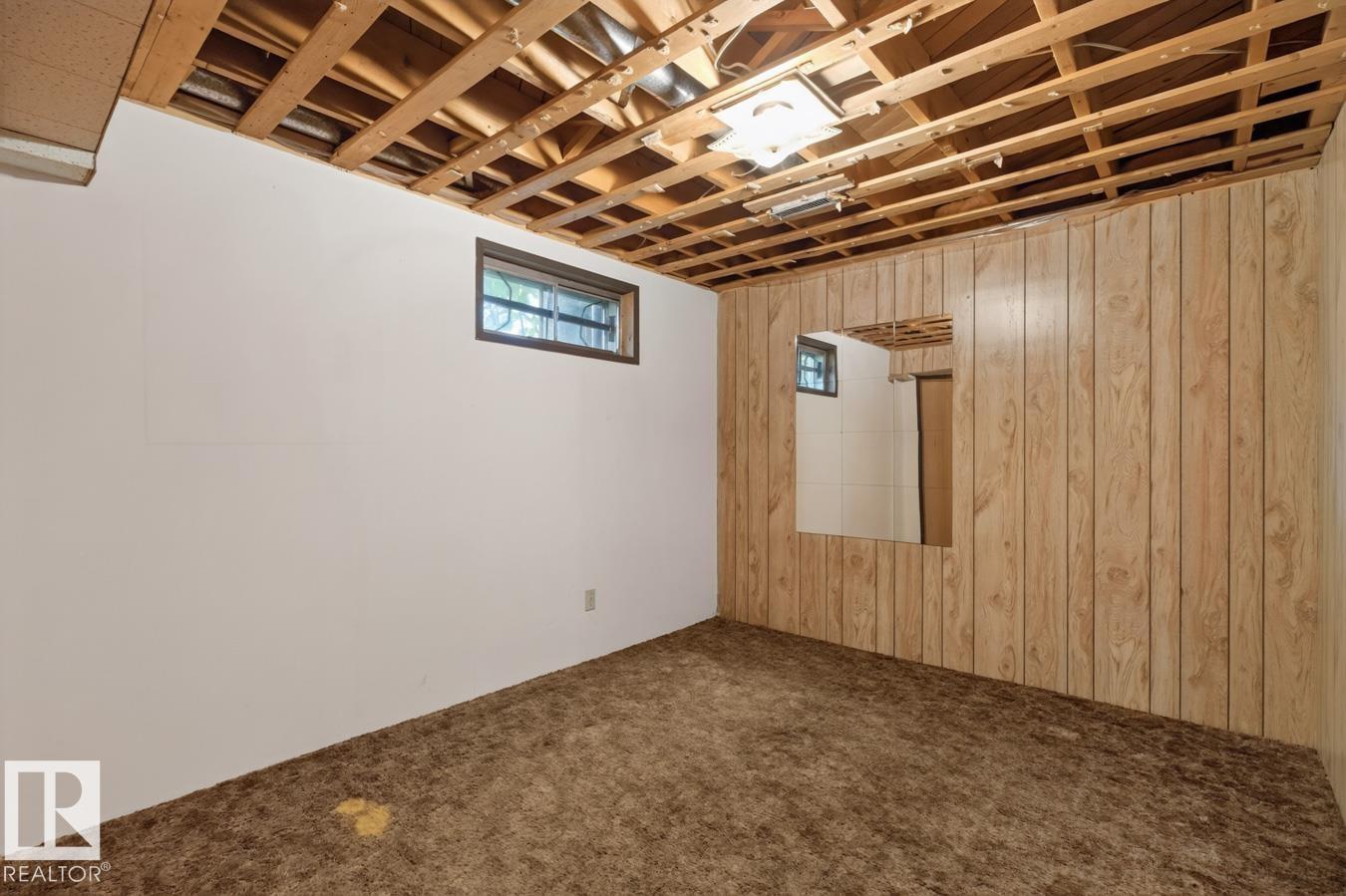 11464 152A AV NW - 27