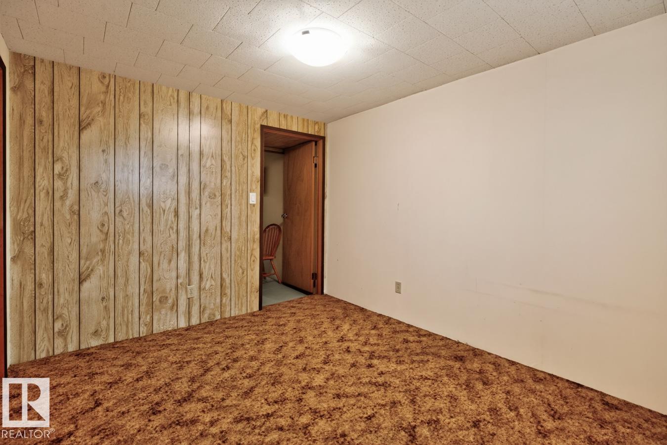 11464 152A AV NW - 30