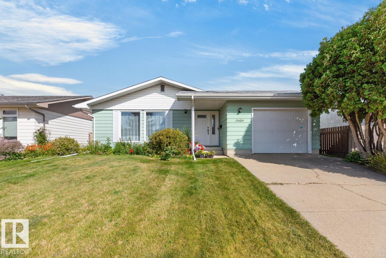 11464 152A AV NW - 41