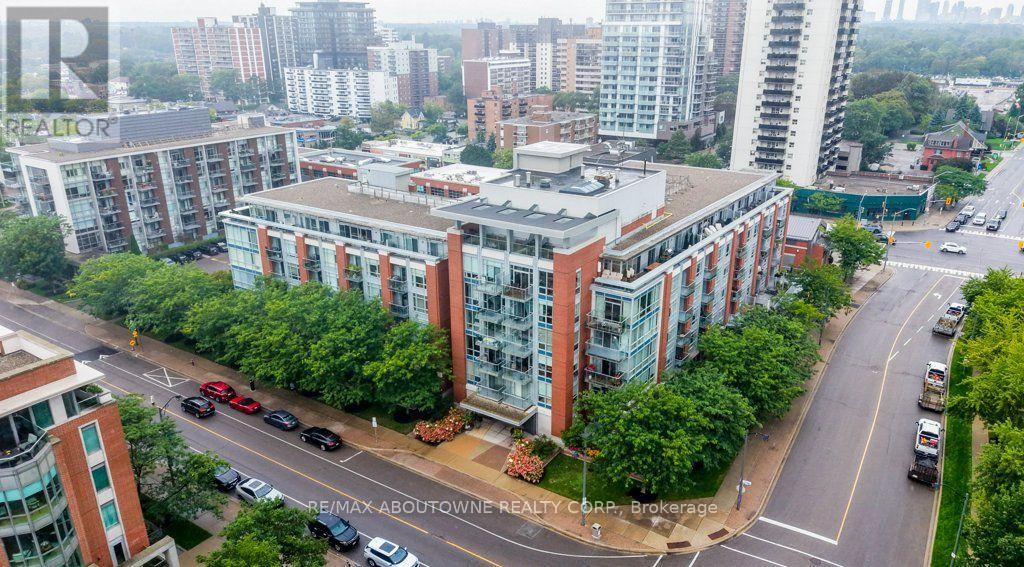#403 80 PORT STREET E - 18
