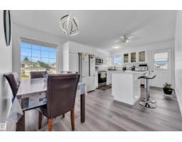 916 Jordan Cr Nw, Edmonton, AB T6L6X5 Photo 10