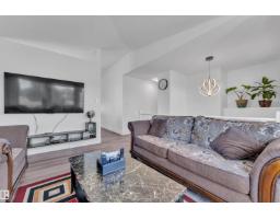 916 Jordan Cr Nw, Edmonton, AB T6L6X5 Photo 9