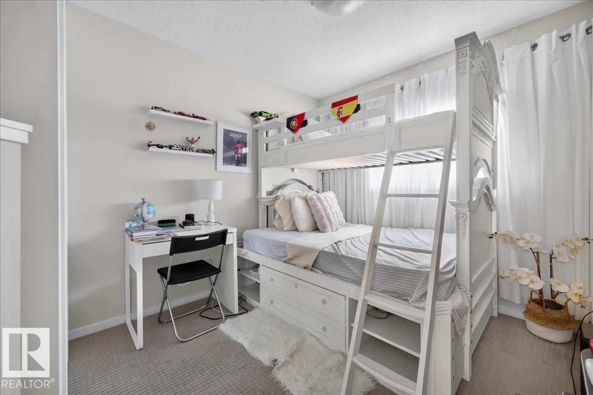 2046 CHALMERS WY SW - 28