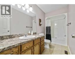 163 Woodburn Crescent, Okotoks, AB T1S1L4 Photo 21
