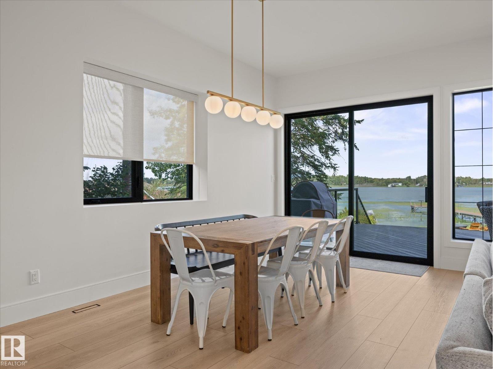 246 Beach AV - 15