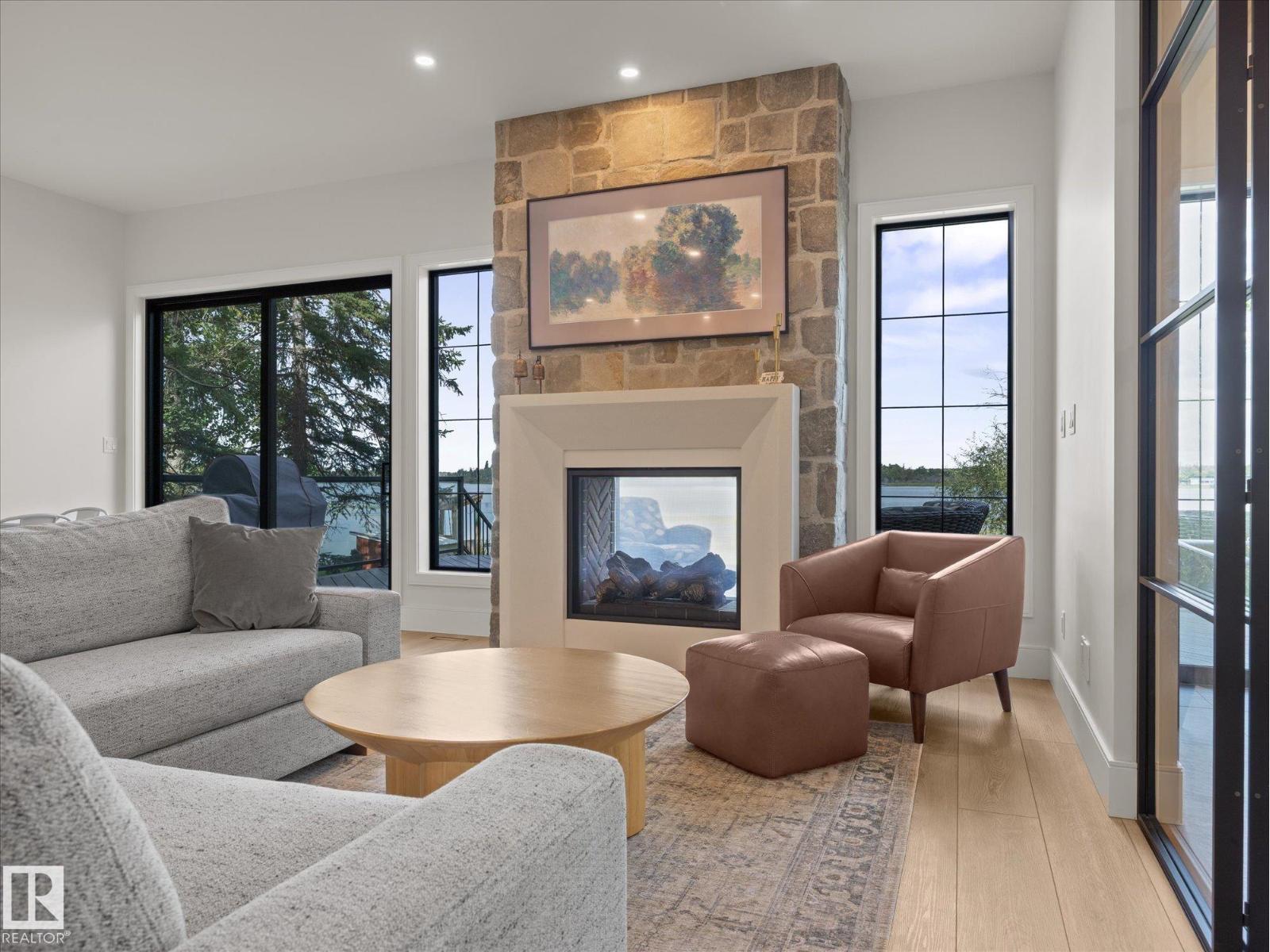 246 Beach AV - 6