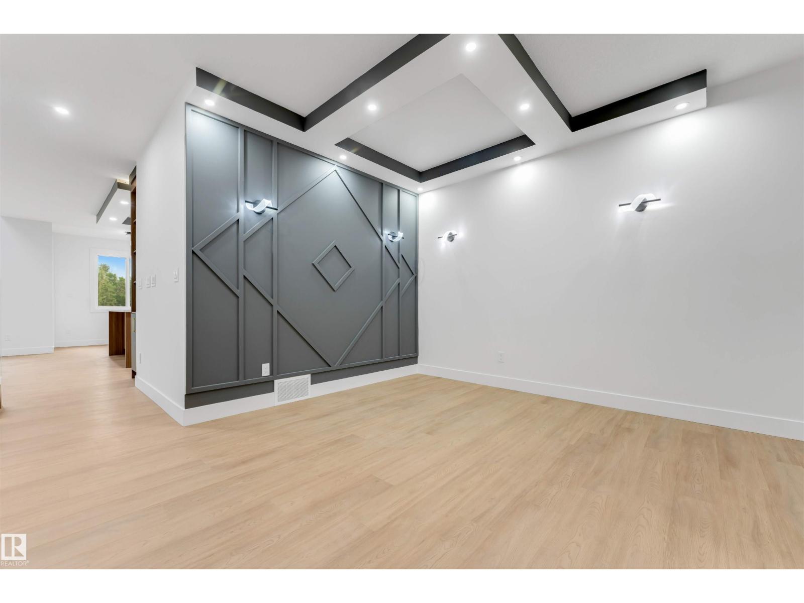 131 24 ST SW - 14