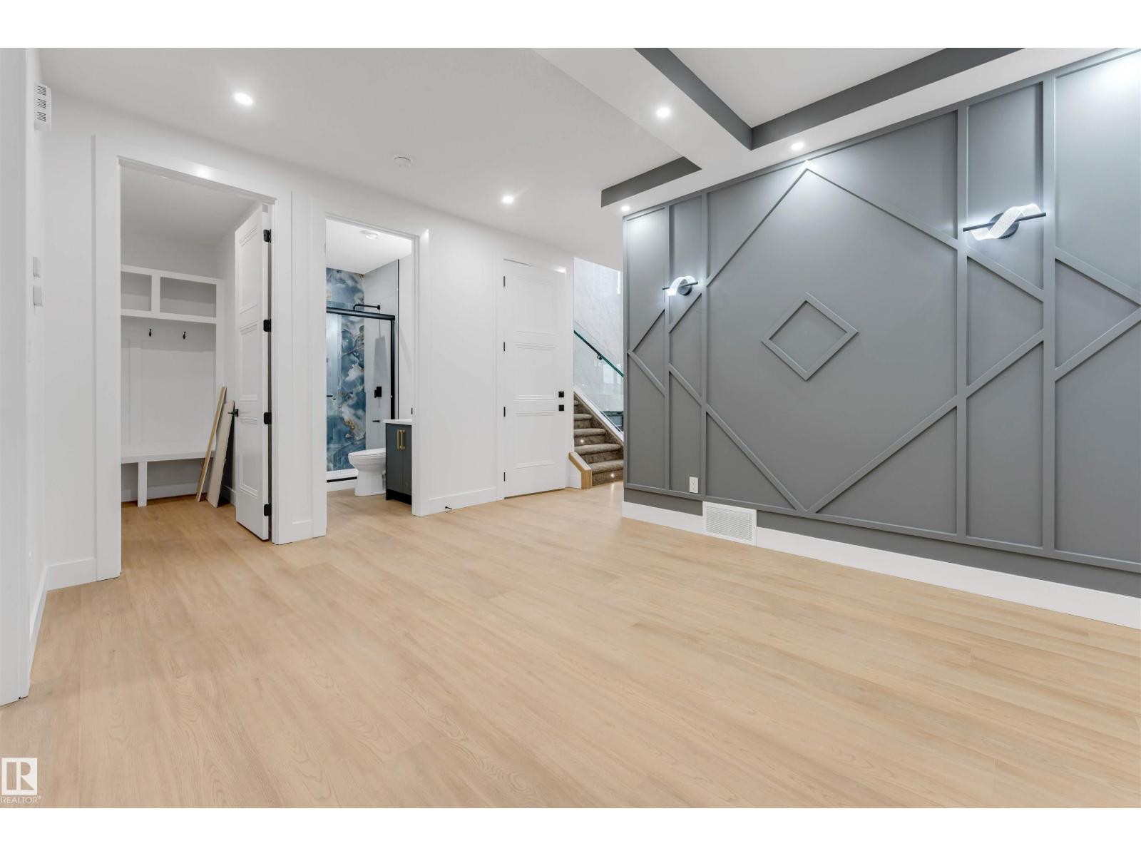 131 24 ST SW - 11