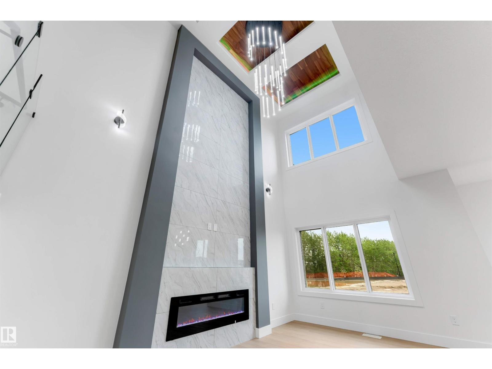 131 24 ST SW - 20