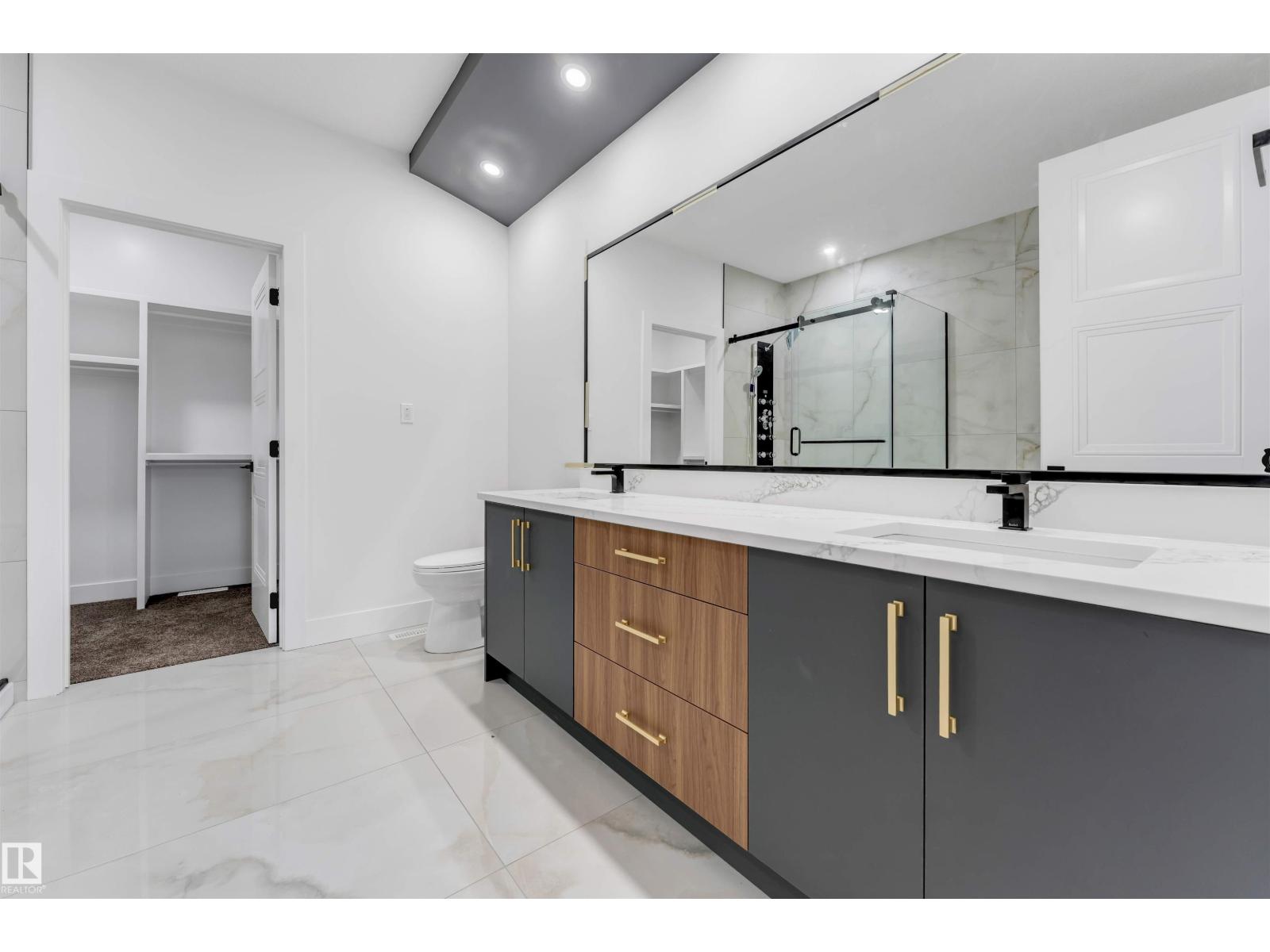 131 24 ST SW - Image 47