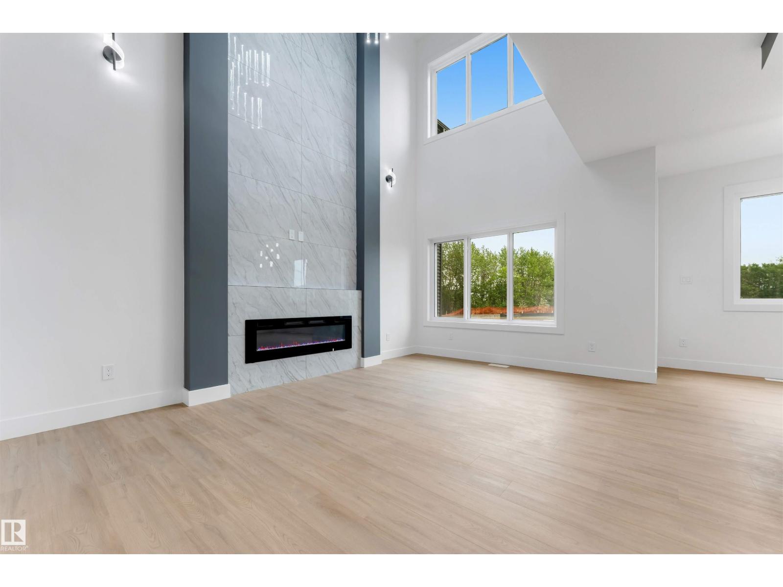 131 24 ST SW - 17