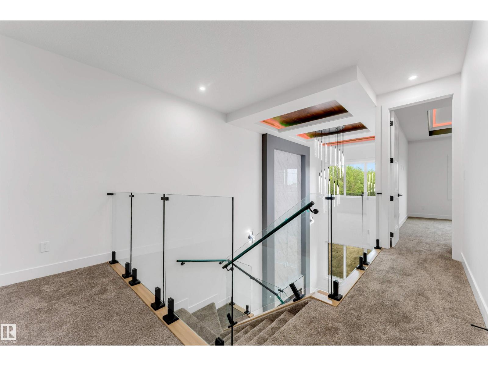 131 24 ST SW - Image 33