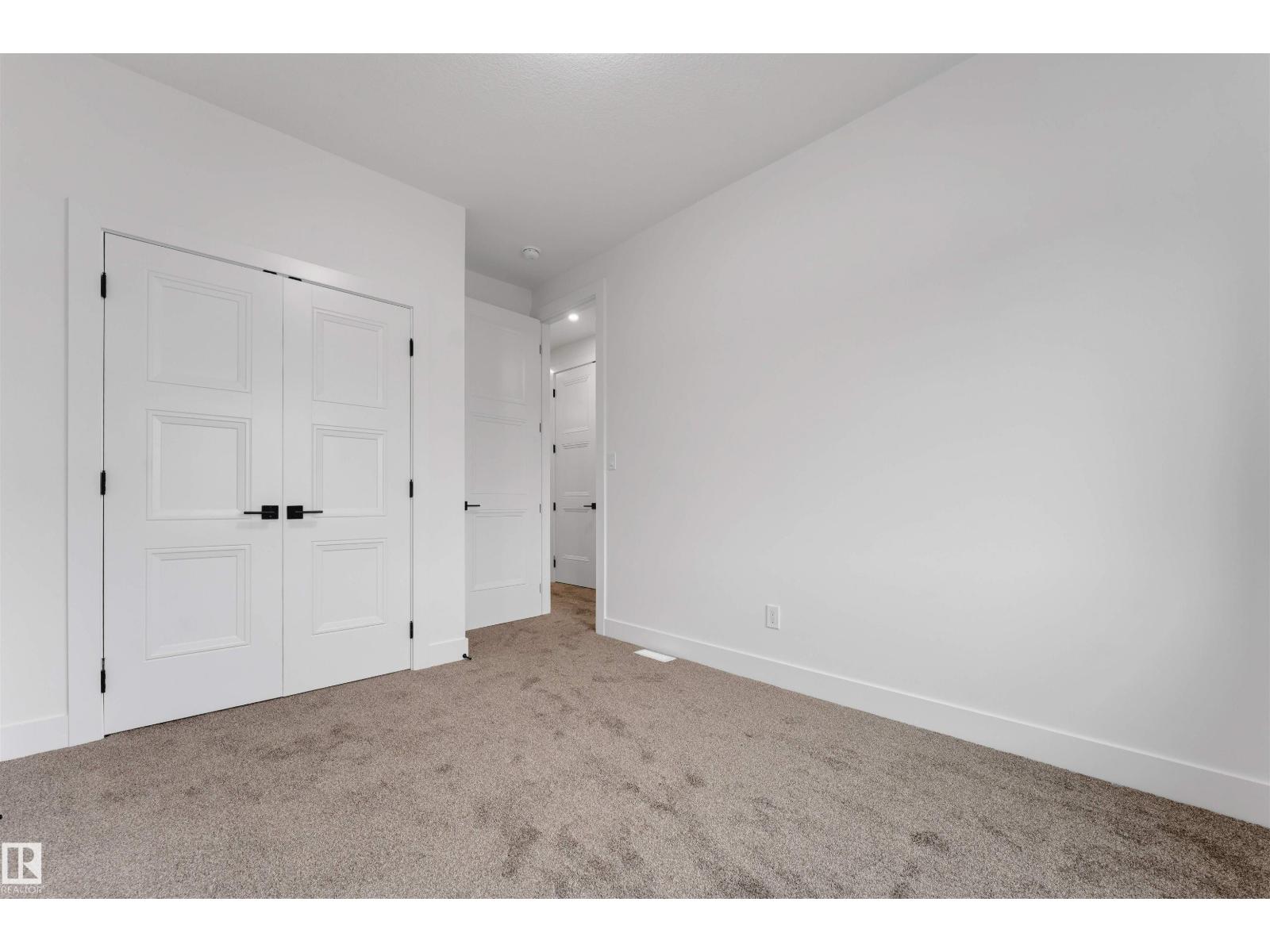 131 24 ST SW - Image 43