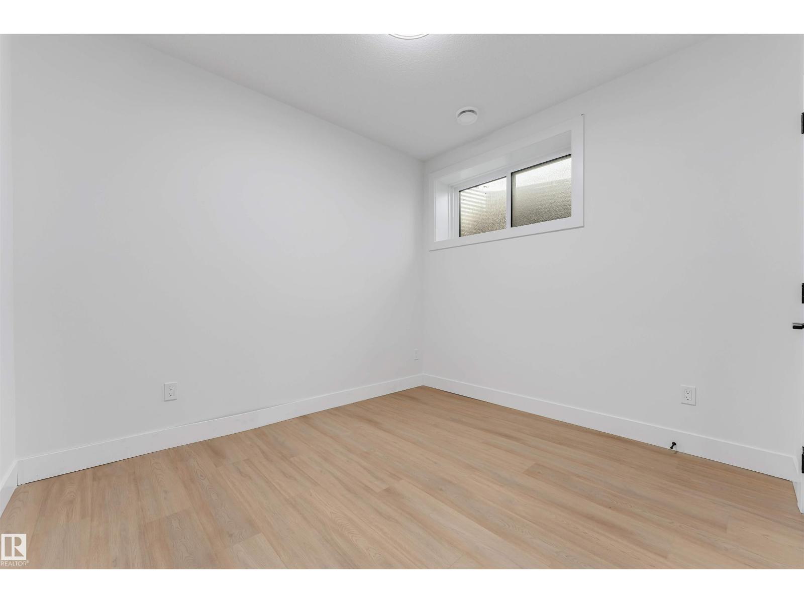 131 24 ST SW - 55