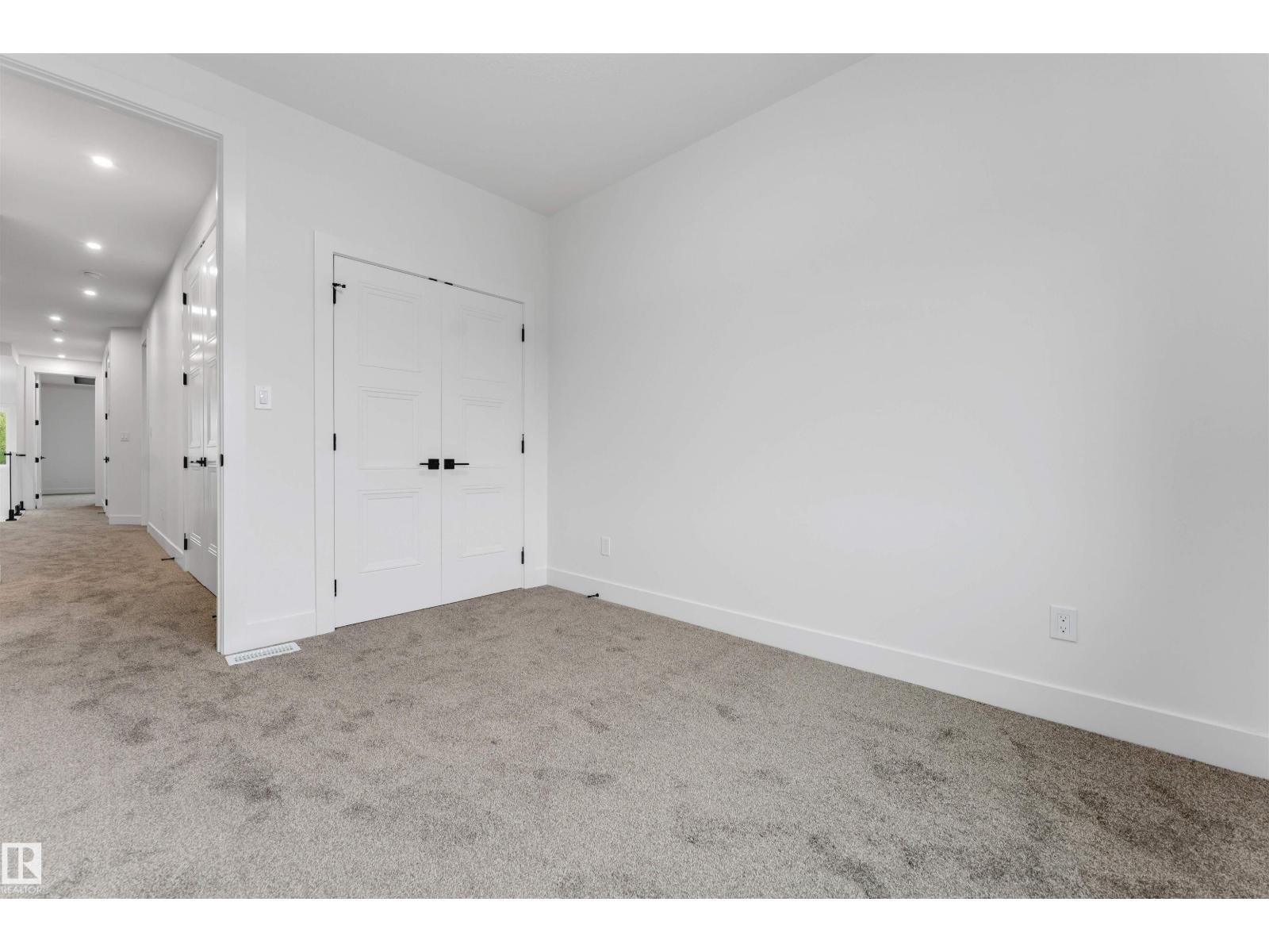 131 24 ST SW - 36